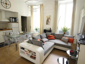 Luxueux T3 Centre-Ville, 4 Pers, Proche Thermes et Télécabine - FR-1-313-172